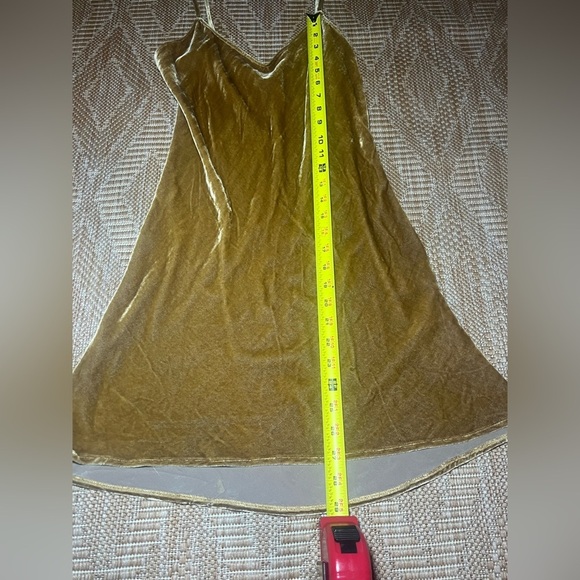 Reformation Women's Gold Velvet Slip Dress,Mini Dress,Sleeveless,Size S - Picture 6 of 10